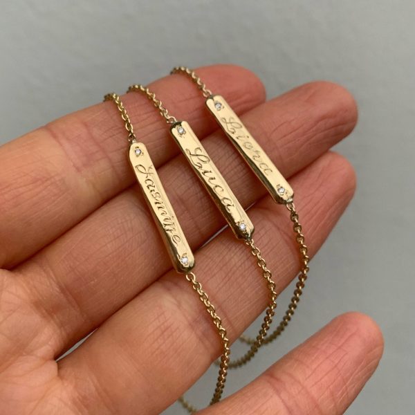Facetune_24-12-2020-23-23-36 Gem Skinny Id Bracelet