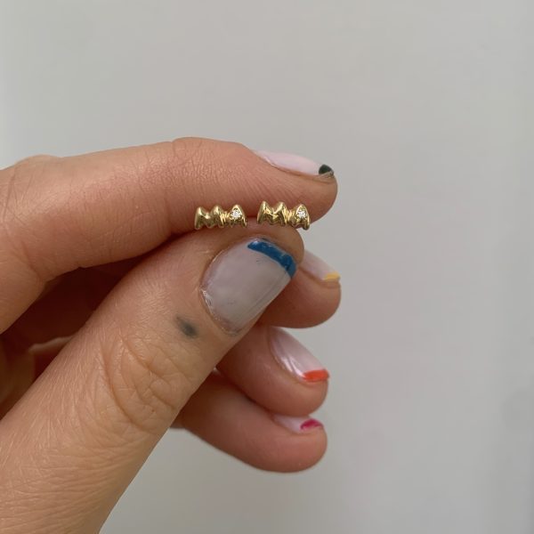 Mama Studs