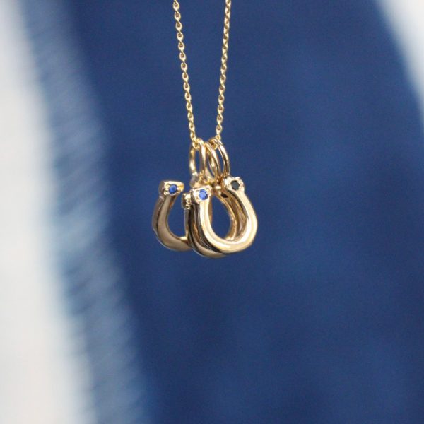 personalized-horseshoe-charm-necklace personalized horseshoe charm necklace