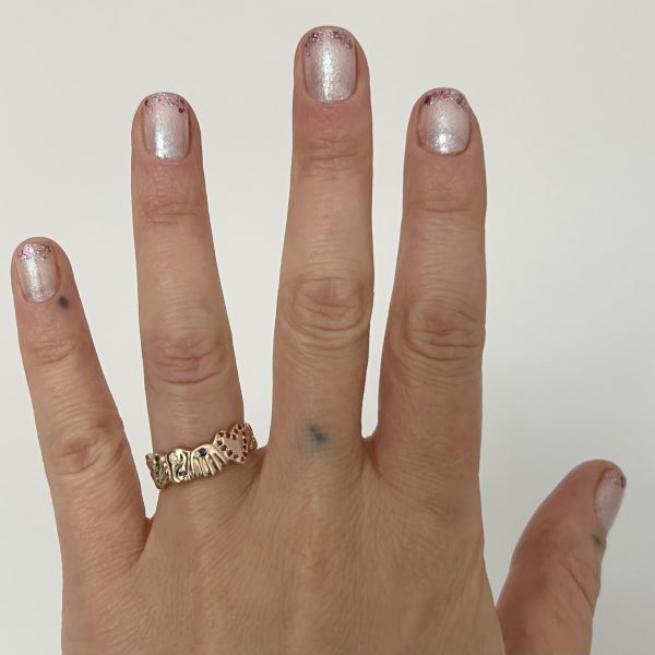 gold-symbols-ring-wearing Symbol Band